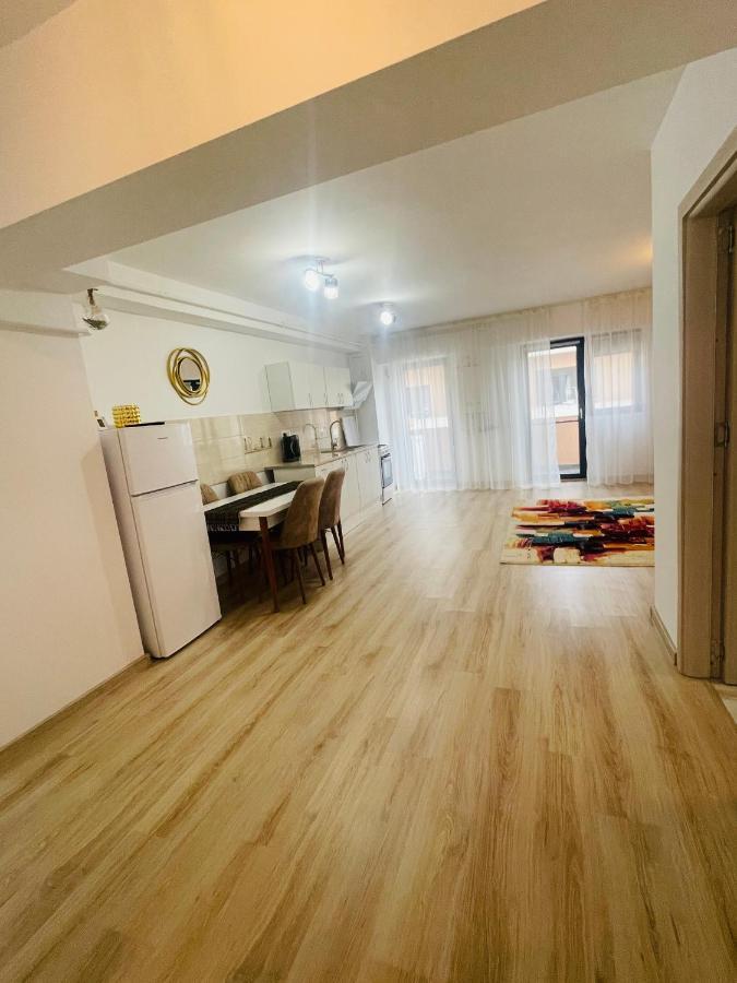 Apartament Yra Rm.Valcea Ramnicu Valcea Exterior photo